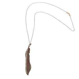 MARLY MORETTI Feather pendant necklace